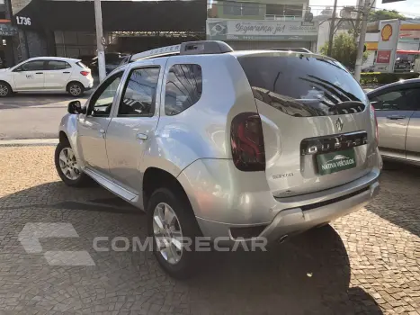 Duster 2.0 Dynamique 4X2 16V Flex 4P Automático
