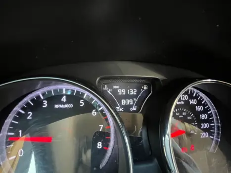 VERSA SL 1.6 16V FlexStart 4p Mec.