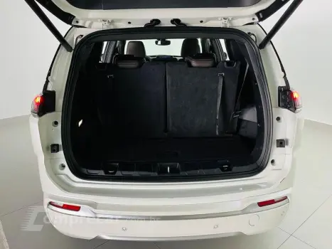 COMMANDER OVERLAND T270