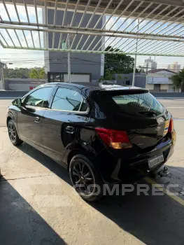 ONIX HATCH SELEÇÃO 1.0 8V Flex 5p Mec.