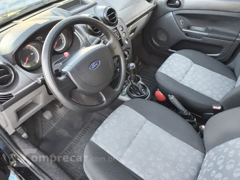 FIESTA 1.6 MPI Hatch 8V