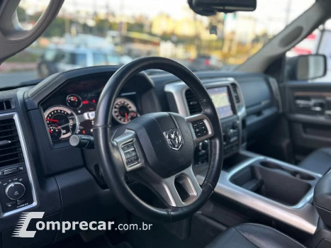 Classic 5.7 V8 Gasolina Laramie Cd 4X4 Automático