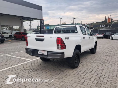 HILUX 2.8 D-4D TURBO DIESEL CD POWER PACK 4X4 MAN