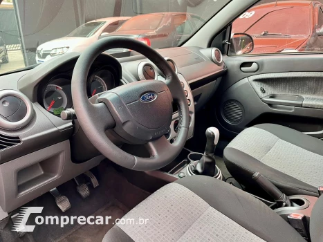 FIESTA 1.6 MPI Sedan 8V