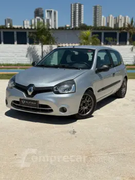 Renault Clio Authentique 1.0 16V (Flex) 2p 3 portas