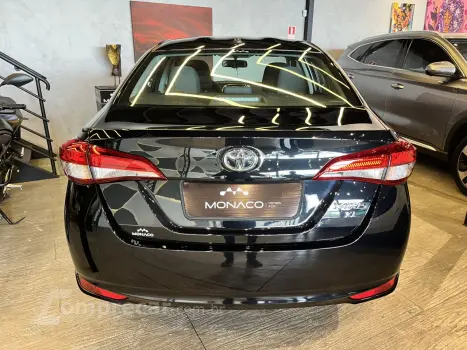 Yaris Sedan 1.5 16V 4P FLEX XL MULTIDRIVE AUTOMÁTICO CVT