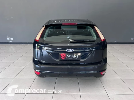 Focus Hatch GLX 1.6 8V (Flex)