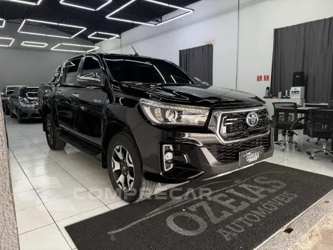 Toyota HILUX 2.8 SRX 4X4 CD 16V 4 portas