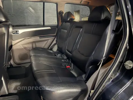 PAJERO 3.2 HPE 4X4 7 LUGARES 16V TURBO INTERCOOLER DIESEL 4P