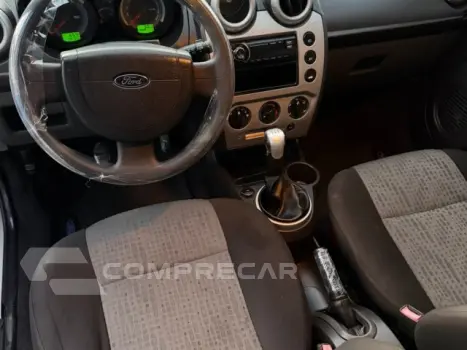FIESTA SEDAN - 1.6 ROCAM SEDAN 8V 4P MANUAL