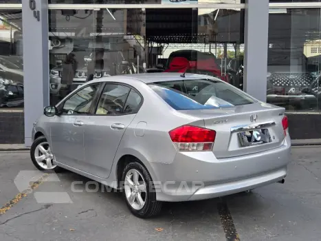 CITY Sedan LX 1.5 Flex 16V 4p Aut.