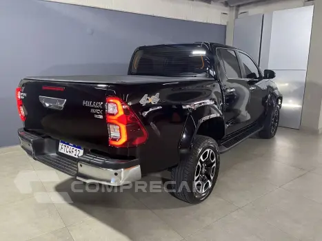 HILUX 2.8 D-4D TURBO DIESEL CD SRX PLUS 4X4 AUTOMÁTICO