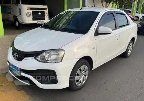 ETIOS 1.5 X Sedan 16V