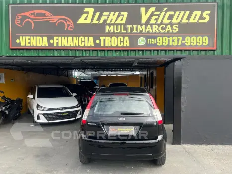 FIESTA 1.6 MPI Class Hatch 8V