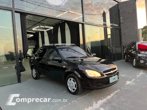 CHEVROLET CORSA 1.0 MPFI Classic Sedan Life 8V 4 portas