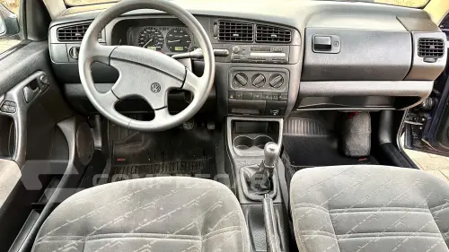 GOLF 2.0 MI GLX 8V