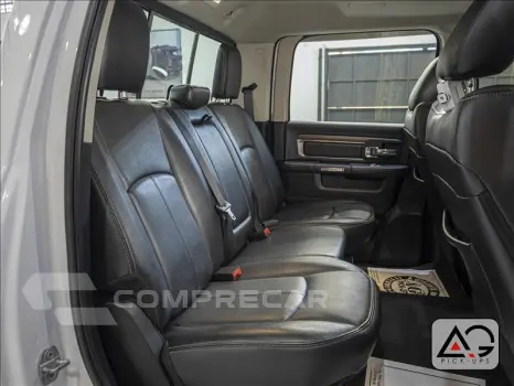 2500 6.7 Laramie 4X4 CD I6 Turbo