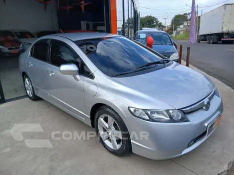 Civic Sedan LXS 1.8/1.8 Flex 16V Aut. 4p