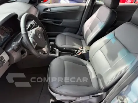 VECTRA 2.0 MPFI ELEGANCE 8V FLEX 4P MANUAL