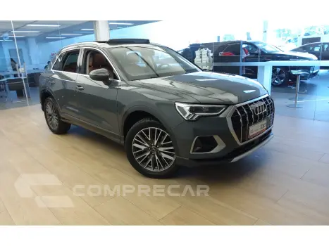 Audi Q3 2.0 40 TFSI GASOLINA PERFORMANCE QUATTRO TIPTRONIC 4 portas