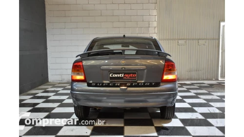 ASTRA HATCH - 1.8 MPFI GL 8V 2P MANUAL