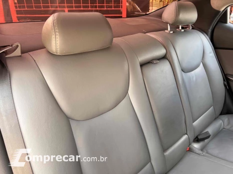 ELANTRA 1.8 GLS 16V GASOLINA 4P AUTOMÁTICO