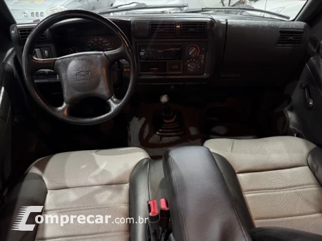 BLAZER - 2.2 MPFI STD 4X2 8V 4P MANUAL