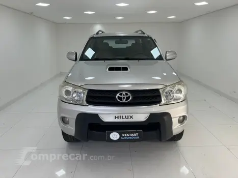 HILUX SW4 3.0 SRV 4X4 7 Lugares 16V Turbo Intercooler