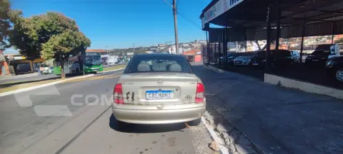 CORSA 1.0 MPFI Classic Sedan Life 8V