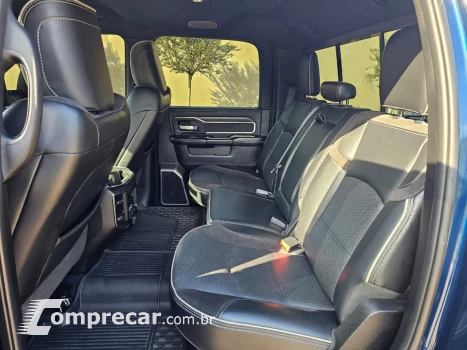 2500 6.7 I6 Turbo Laramie CD 4X4