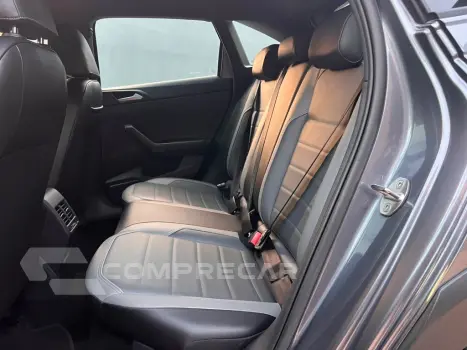 Nivus Highline 1.0 200 TSI Flex Aut.