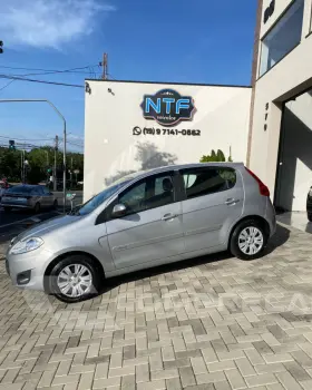 Fiat Palio ATTRACTIVE 1.0 EVO Fire Flex 8v 5p 4 portas