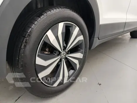 T-CROSS 1.0 200 TSI TOTAL FLEX AUTOMÁTICO
