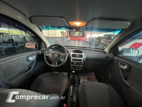 Corsa Sedan 1.4 4P PREMIUM FLEX