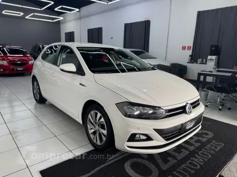 Volkswagen POLO 1.0 200 TSI Comfortline TECH 2 4 portas