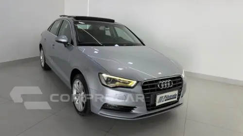 Audi AUDA3 LM 220CV 4 portas