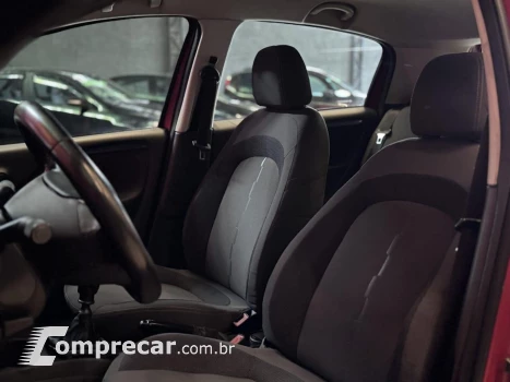 Punto 1.4 Attractive 8V Flex 4P Manual