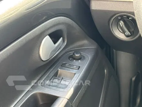 UP 1.0 TSI Move UP 12V