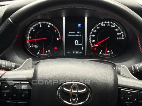 HILUX SW4 2.8 D-4d Turbo Gr-s 7L 4X4