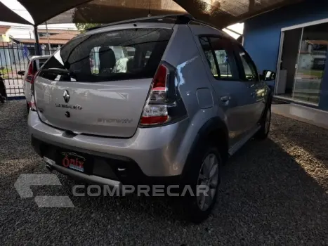 SANDERO - 1.6 STEPWAY 16V 4P AUTOMÁTICO