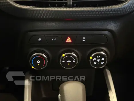 ONIX ONIX SEDAN PLUS LT 1.0 12V TB FLEX AUT.