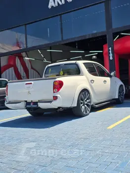 L200 Triton HPE 3.2 CD TB Int.Diesel Aut