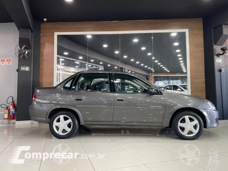 CLASSIC 1.0 MPFI ADVANTAGE 8V FLEX 4P MANUAL