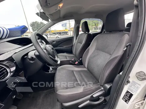 ETIOS 1.5 XS 16V FLEX 4P MANUAL