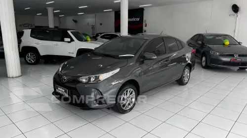 Toyota YARIS 1.5 16V FLEX SEDAN XS CONNECT MULTIDRIVE 4 portas