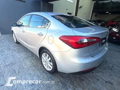 CERATO 1.6 E.263 Sedan 16V