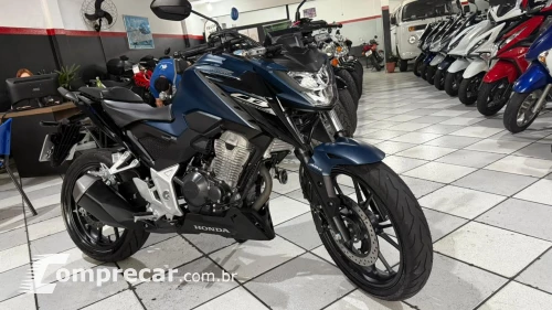 CB 300F TWISTER