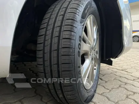 YARIS 1.5 16V FLEX SEDAN XL PLUS CONNECT MULTIDRIVE