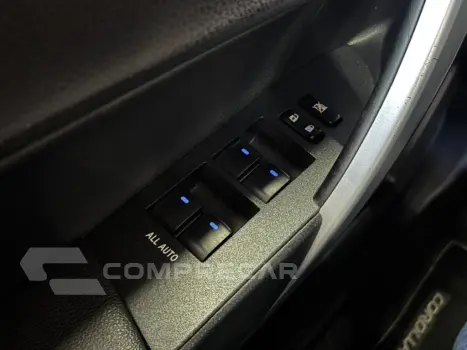 COROLLA 2.0 XEI 16V FLEX 4P AUTOMÁTICO