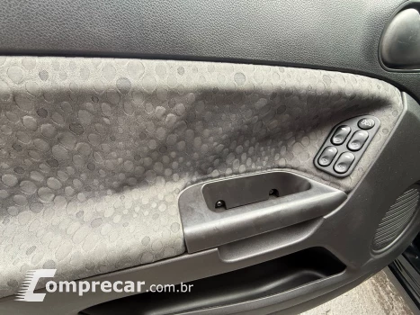 FIESTA 1.6 MPI Class Hatch 8V